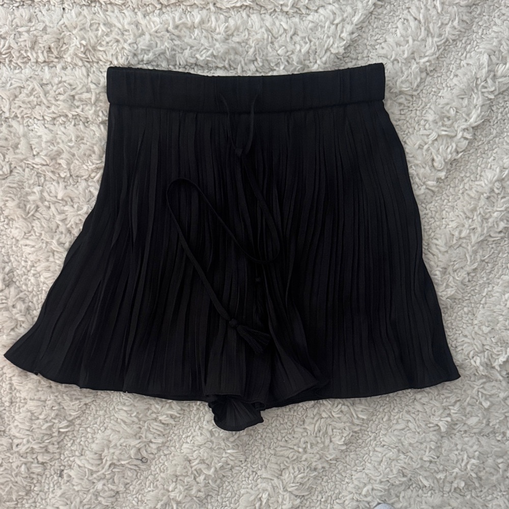 Black Pleated Shorts